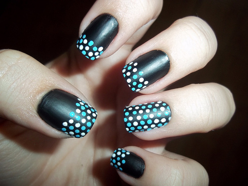  أخر صيحات nail art مانيكير أظافر كولكشن روعة  Accent-nail-blue-cute-fashion-girl-Favim.com-342339