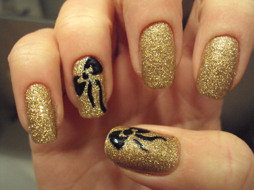     Unhas-cute-gold-long-nails-Favim.com-352633