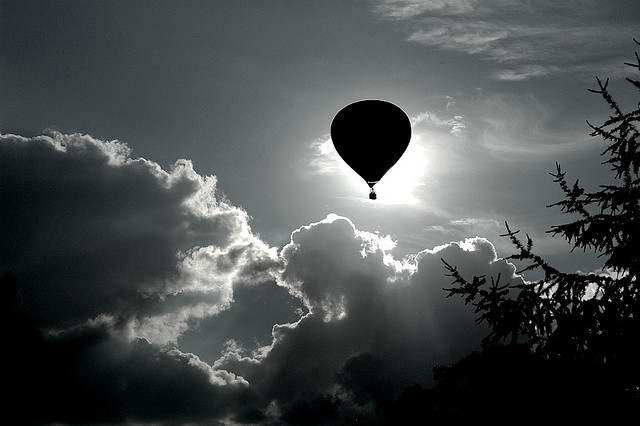 Sinfonia en blanco y negro - Página 5 Air-awesome-ballon-balloon-balon-Favim.com-413594
