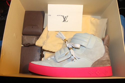 Incaltaminte - Page 25 Louis-vuitton-pink-schoes-shoes-swag-Favim.com-412382