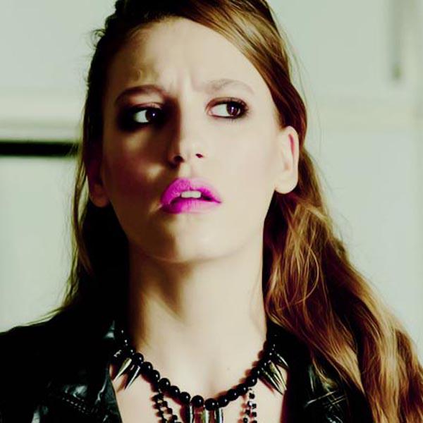 Serenay Sarikaya/სერენაი სარიკაია #22 - Page 17 CEv_I9yi_VAAAph_Bz