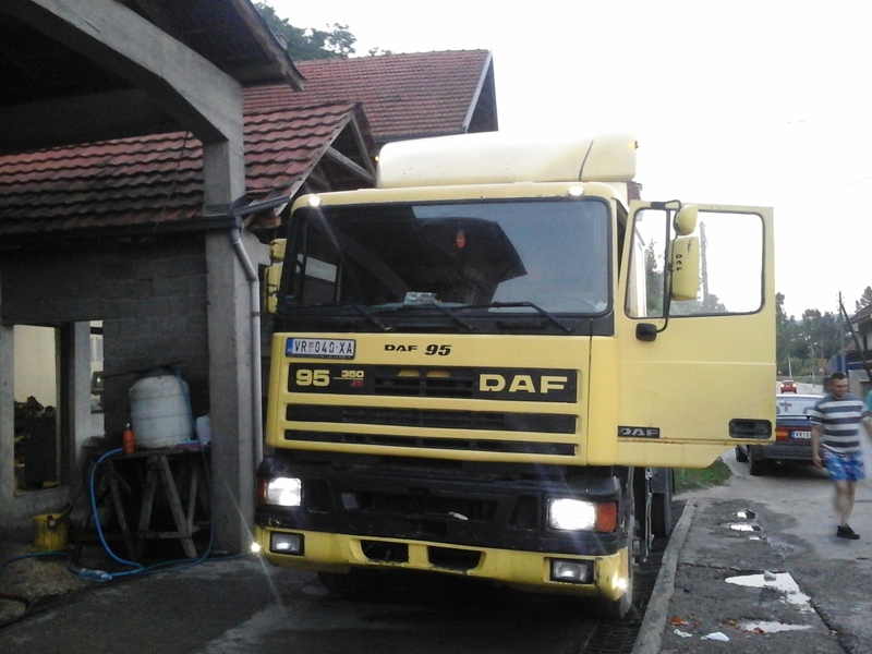 Daf 95 - Page 3 20150705_182117