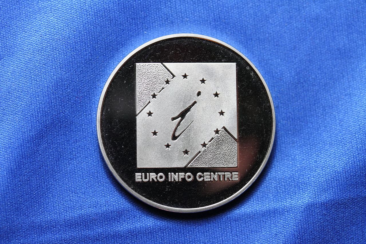 1997 - 1 Euro Prueba - "EURO INFO CENTRE" (¿Conocíais esta moneda?) IMG_1097