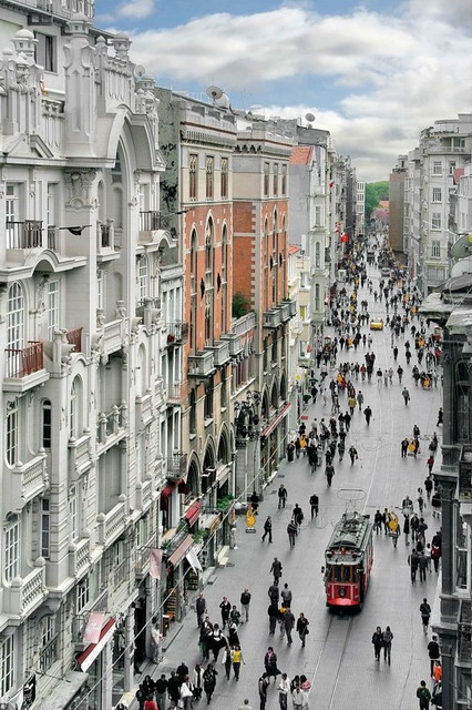 Turska - Page 4 Istiklal_Avenue_Istanbul