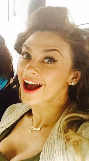 aracely - Aracely Arambula/არასელი არამბულა - Page 22 CIune_UKUAAApt02