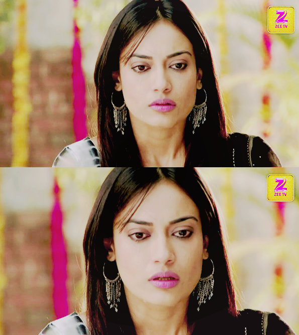 Surbhi Jyoti / სურბჰი ჯიოტი - Page 33 Image