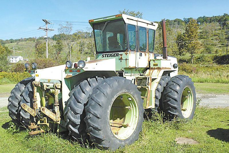 TRACTORES DE COLORES - Página 11 Steiger_st225_blanco