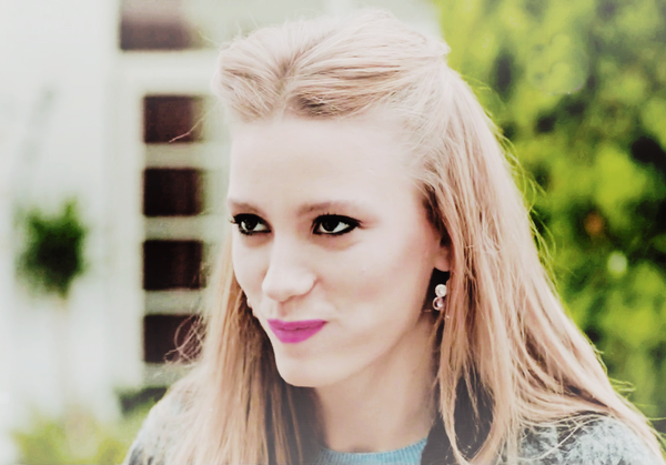 Serenay Sarikaya/სერენაი სარიკაია #22 - Page 60 CH9_opc_WUAA6_6