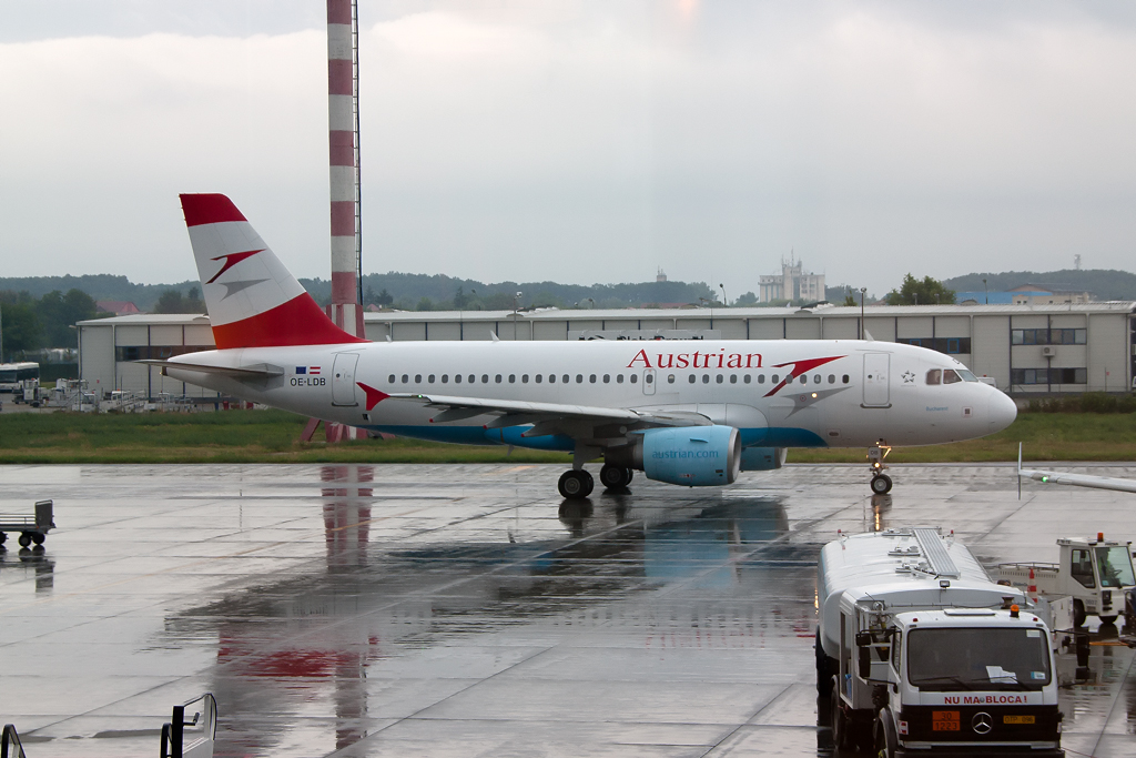  	 Aeroportul Bucuresti - Henri Coanda / Otopeni (OTP / LROP) - Iulie 2015 IMG_1977