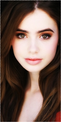 Lily Collins MV5_BMTMx_NDg1_NDU3_MF5_BMl5_Ban_Bn_Xk_Ft_ZTcw_ODU1_Nj_E4_MQ