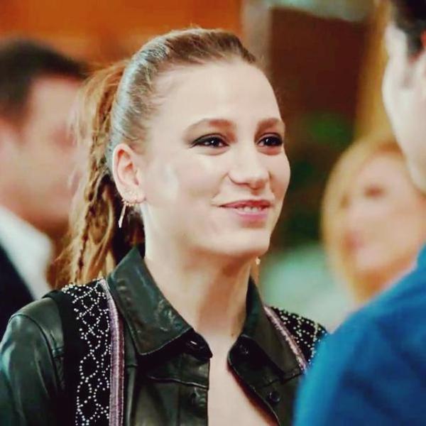 sarikaya - Serenay Sarikaya/სერენაი სარიკაია #23 - Page 19 CJBy_JQq_Uk_AQYibv