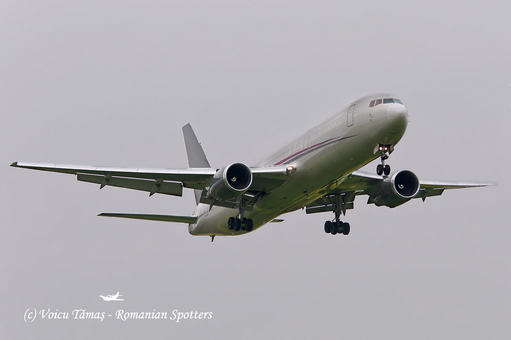 	Aeroportul Bucuresti - Henri Coanda / Otopeni (OTP / LROP) - Aprilie 2016   DSC_2076sa1200viv2