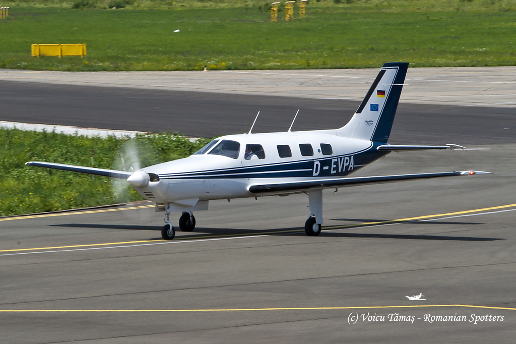 Aeroportul Arad - Iunie 2016   DSC_1012sa1200_2