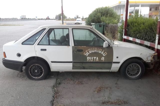 COCHES INTERESANTES,PARADOS Y ABANDONADOS EN HUELVA,BADAJOZ Y PROVINCIA - Página 7 IMG_20160711_WA0052