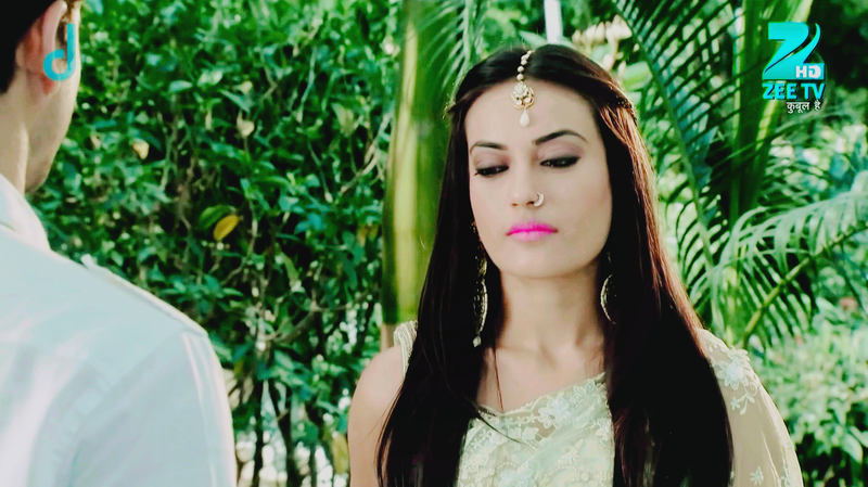 Surbhi Jyoti / სურბჰი ჯიოტი - Page 27 Image