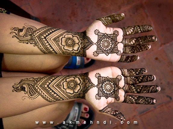 Umjetnost od kane - Page 5 The_Art_of_Mehndi_MACO_Caribbean_gallery_52