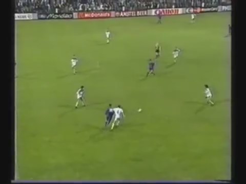 Champions League 1995/1996 - Grupo D - J4 - Ferencvaros Vs. Real Madrid (360p) (Húngaro) Image