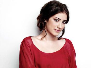 Hazal Kaya - Pagina 2 9665284_2