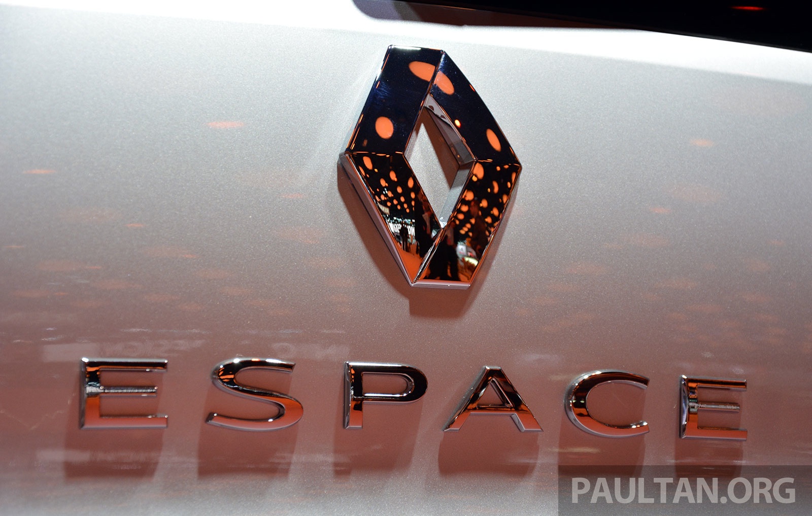 2014 - [Renault] Espace V - Page 7 Paris-2014-Renault-Espace-26