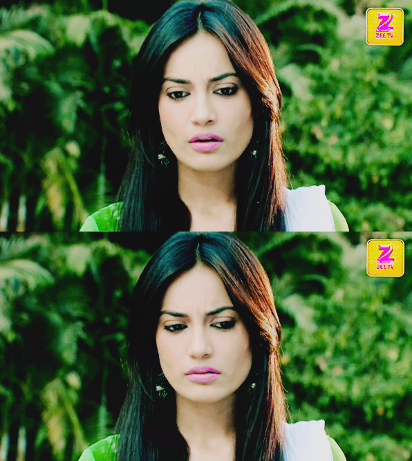 Surbhi Jyoti / სურბჰი ჯიოტი - Page 33 Image