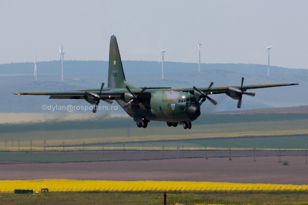 Aeroportul Tulcea (Delta Dunarii) - Mai 2014   IMG_6364