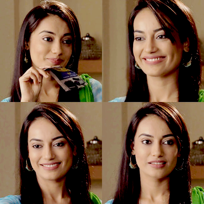 Surbhi Jyoti / სურბჰი ჯიოტი - Page 33 Image