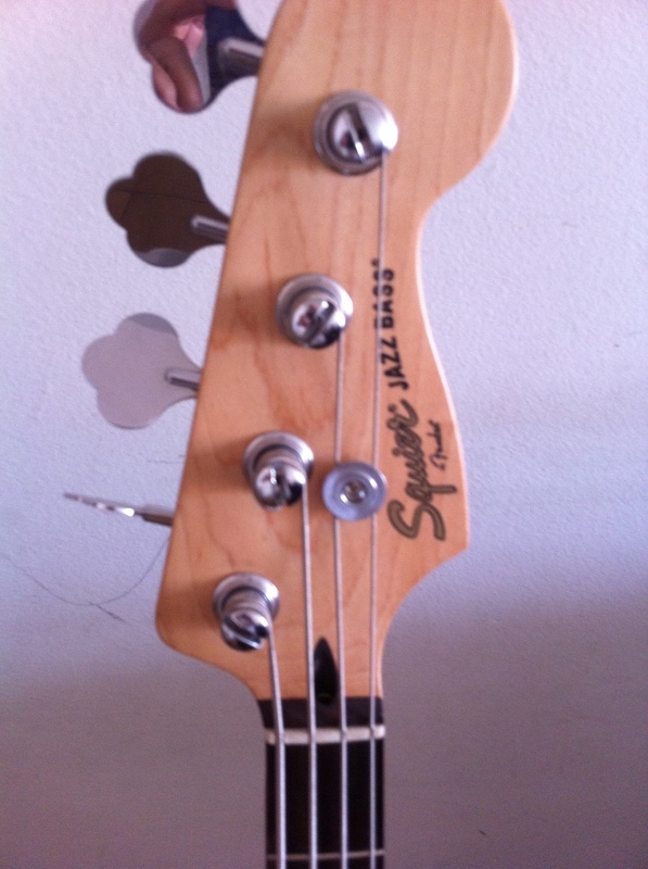 VENDO SQUIER JAZZ BASS VINTAGE MODIFIED Image_9