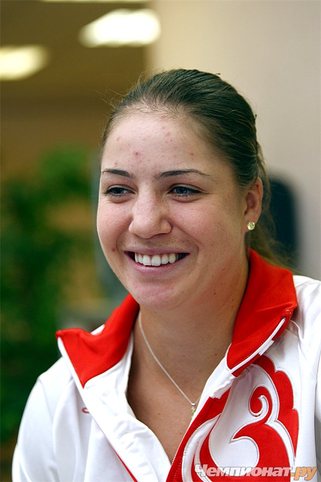 ALISA KLEYBANOVA - Página 9 877221faba65