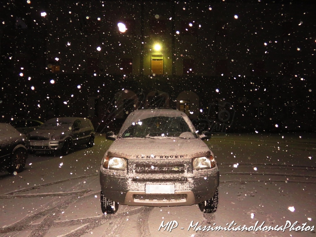 Auto di casa Enea - Pagina 19 Land_Rover_Freelander_Td4_2_0_112cv_01_ZA215_MC