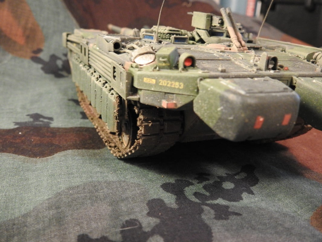 Strv 103C, Trumpeter 1/35 - Sida 4 DSCN2035