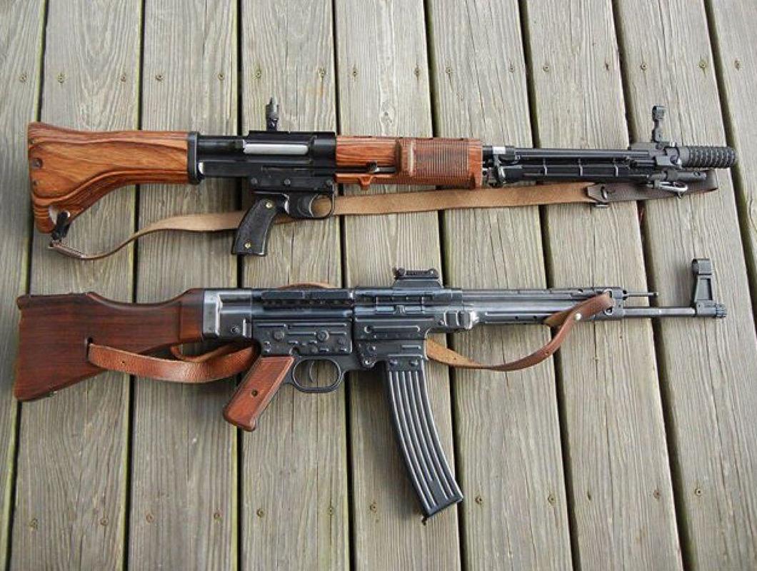 9 Prototype Soviet Assault Rifles From WWII Fg42_stg44