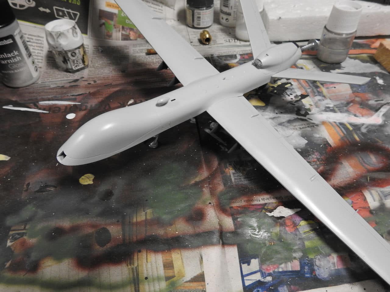 Revell MQ-9 Reaper 1/48 - Sida 2 DSCN0308