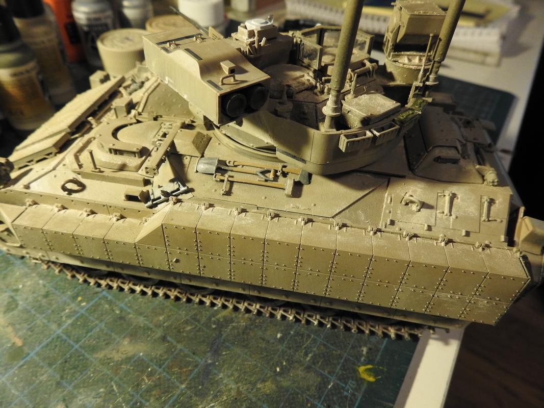 M3A3 Bradley TUSK III- Meng 1/35 - Sida 6 DSCN6814