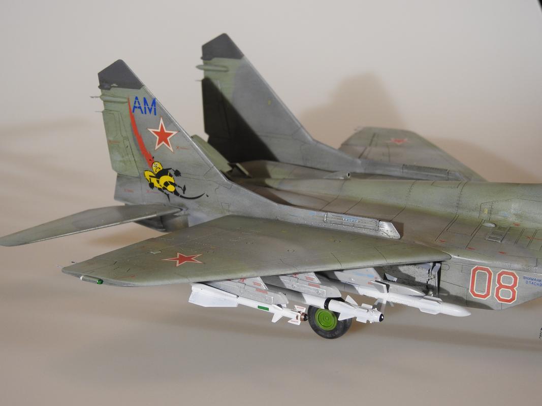 MIG-29A, Eduard, 1/48 -klar DSCN6589