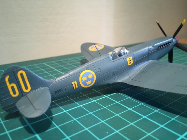 MT: SUPERMARINE SPITFIRE PRXIX AIRFIX 1/72  IMG_1620