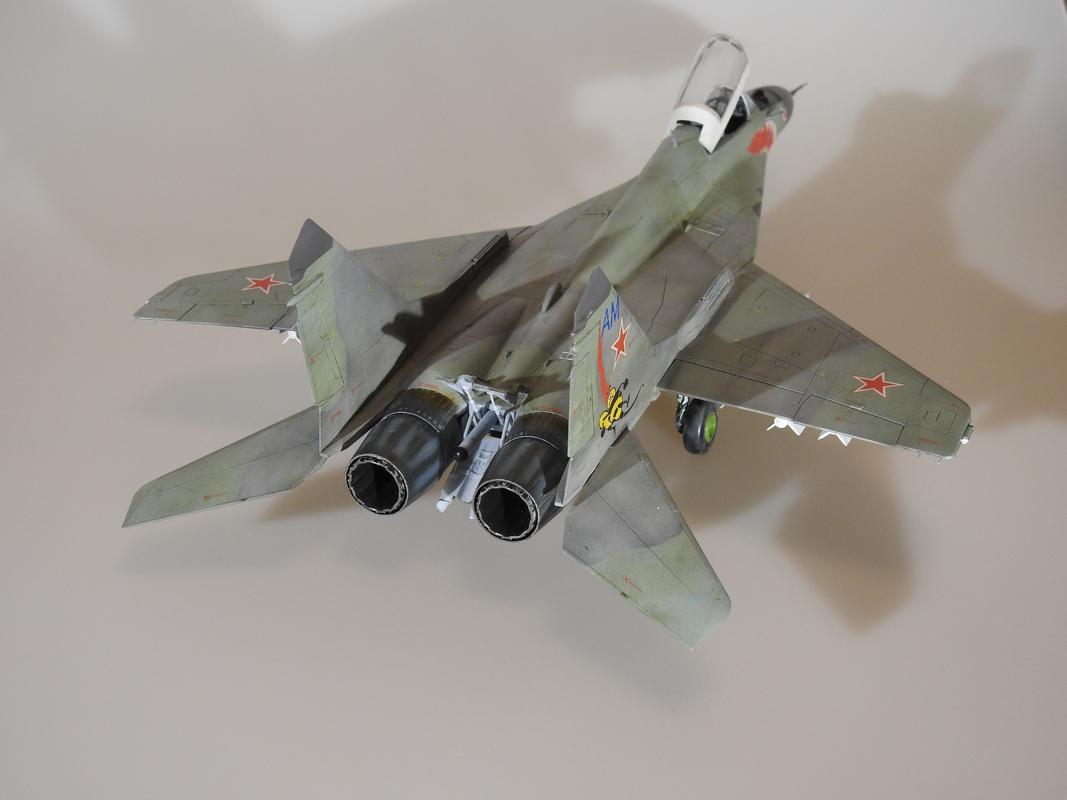 MIG-29A, Eduard, 1/48 -klar DSCN6591