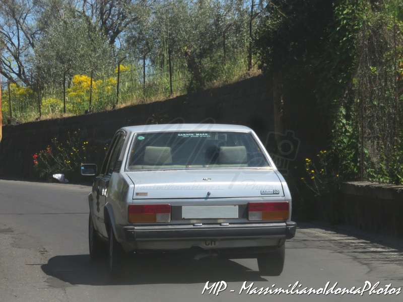 avvistamenti auto storiche - Pagina 28 Alfa_Romeo_Alfetta_2.0_130cv_AJ717_RX_2