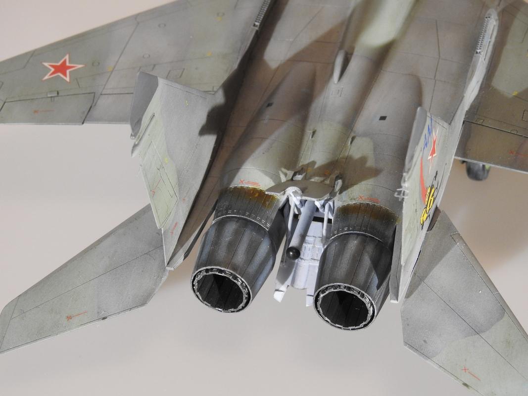 MIG-29A, Eduard, 1/48 -klar DSCN6593