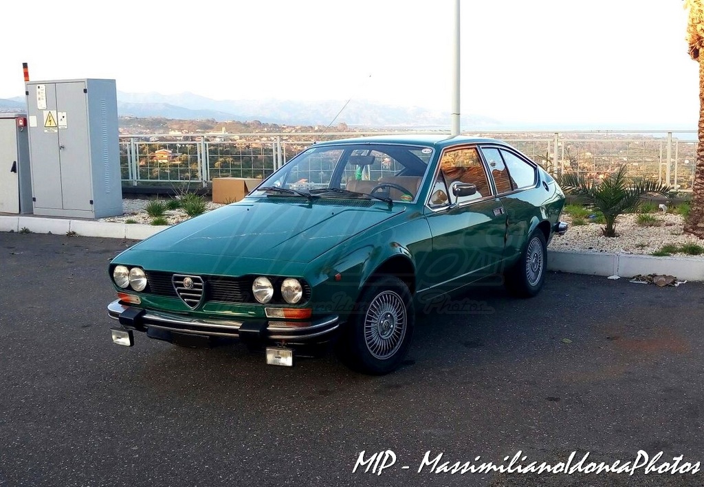 avvistamenti auto storiche - Pagina 17 Alfa_Romeo_Alfetta_GT_1600_76_CT409224_1