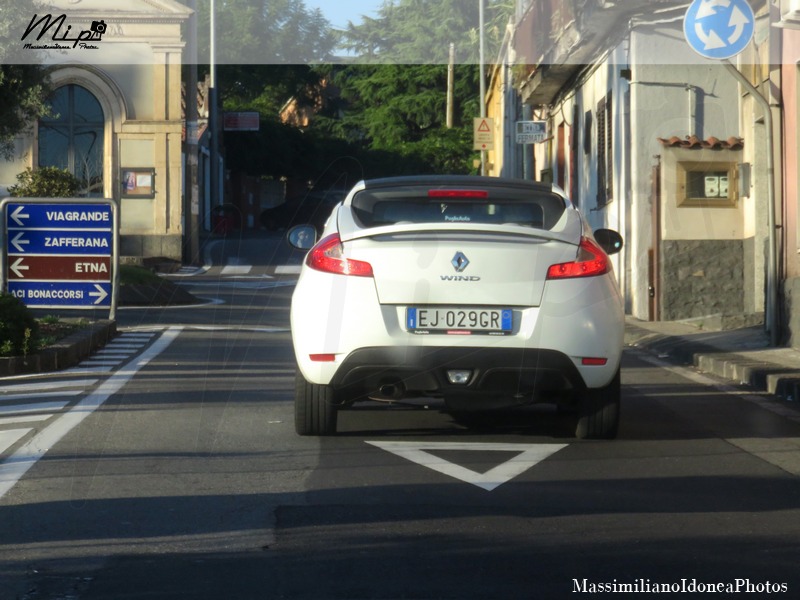 Avvistamenti auto rare non ancora d'epoca - Pagina 8 Renault_Wind_t_Ce_1.2_102cv_11_EJ029_GR_54.211_-_03-06-2017_1