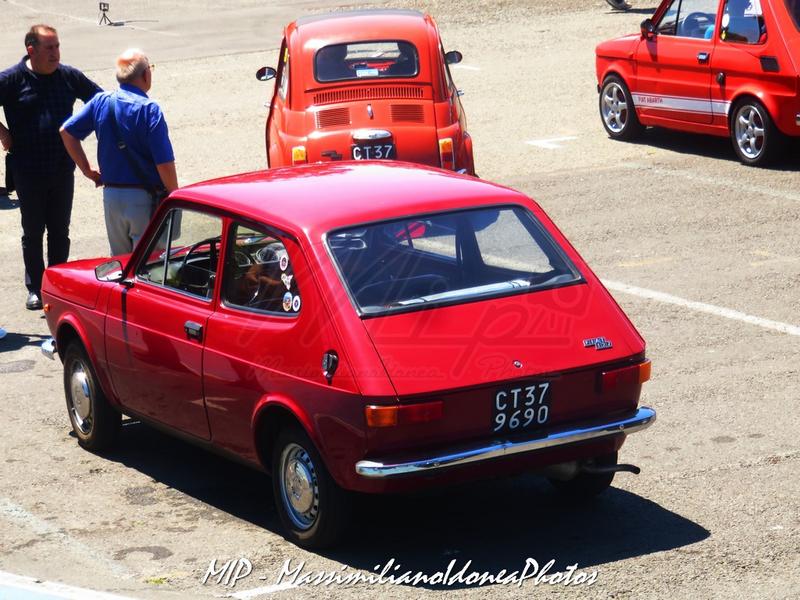 1° Raduno Auto d'Epoca - Gravina e Mascalucia Fiat_127_900_75_CT379690_5