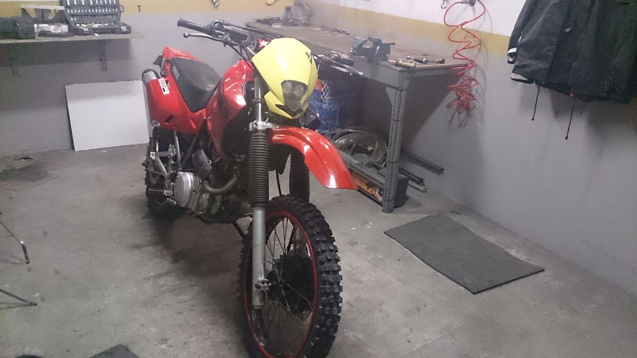 [VENDO] XT 600E Vermelha Ferrari (versão Rally RIde) - Página 11 DSC_0439