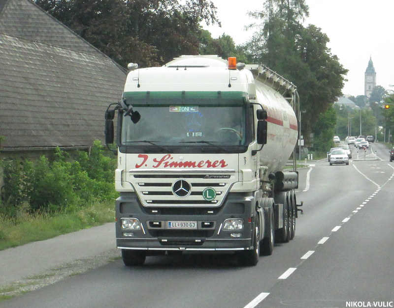 Actros Mp2 - Page 21 IMG_2651