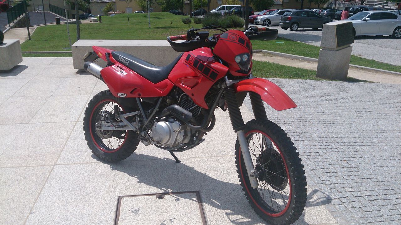 [VENDO] XT 600E Vermelha Ferrari (versão Rally RIde) - Página 11 DSC_0463