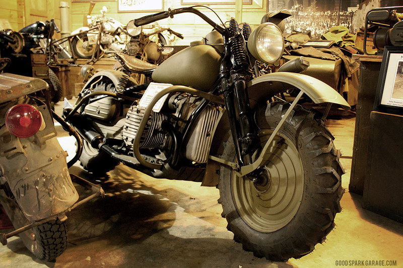 Retrospettiva di guerra: Harley Davidson XA Airhead_harley_military