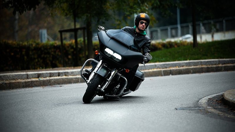 Il Road Glide l'Harley che piace ai Goldwinger? Image