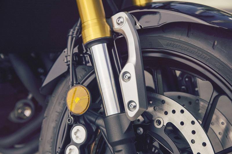 Yamaha XSR900 Kenny Roberts style. Yamaha_XSR900_024