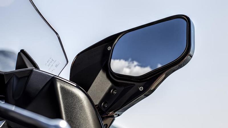 Yamaha FJR1300 AS turismo nipponico. 2015_Yamaha_FJR1300_A_EU_Magnetic_Bronze_Detail_0