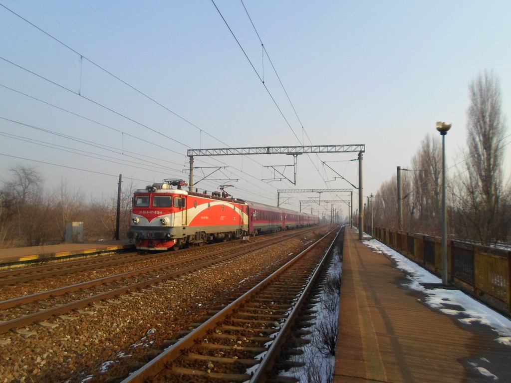  Locomotive clasa 47(476/477) aparţinând CFR Călători  - Pagina 2 SAM_0569