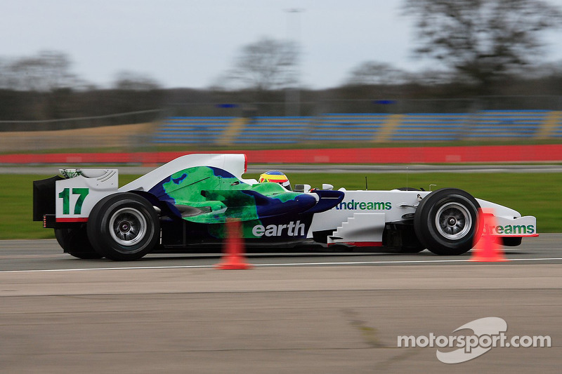 Test's sessions 2000-2017 (Was : Test sessons) - Page 20 Test_2008_silverstone_mike_conway_honda_ra108_10